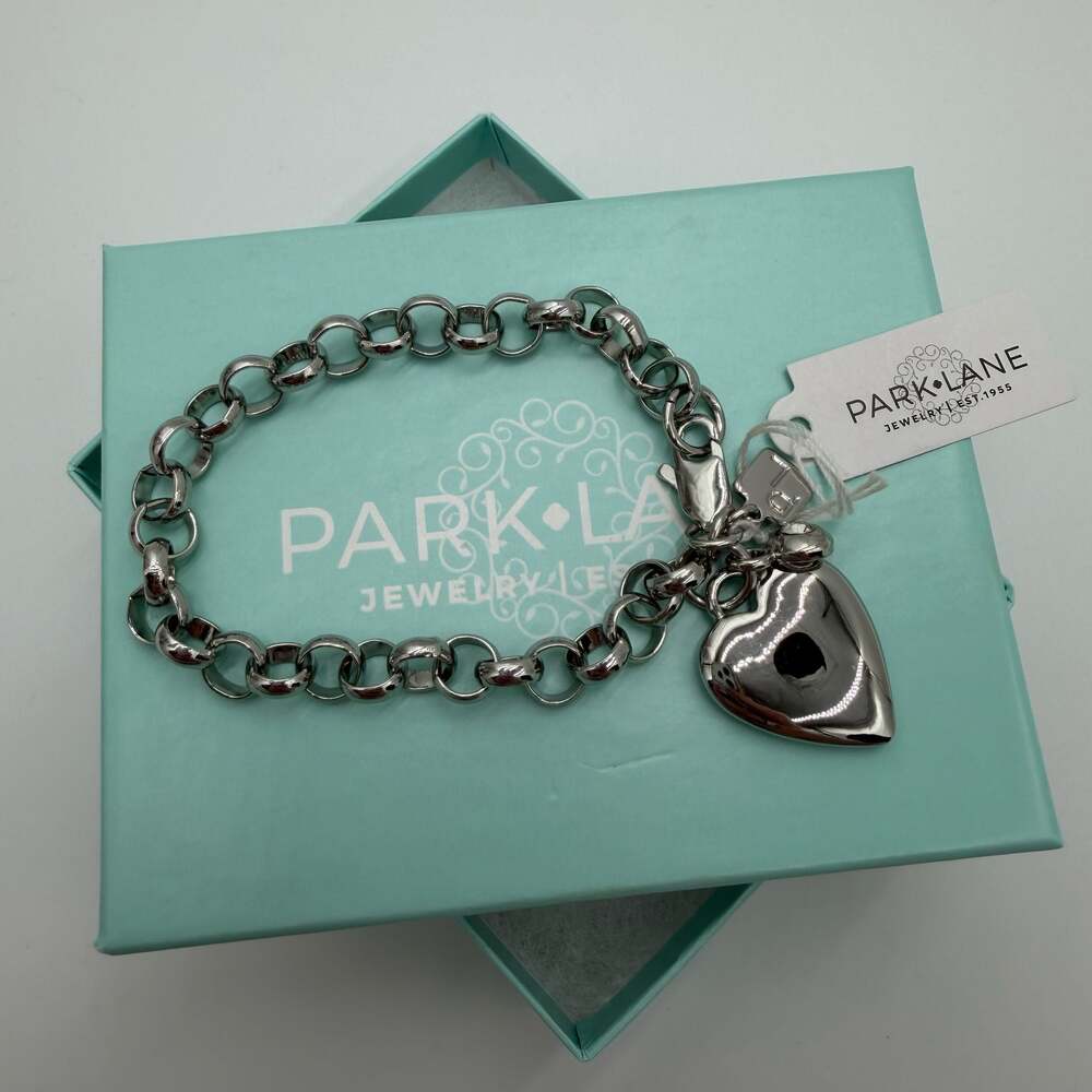 Park Lane Jewelry Silver Tone Heart Pendant Rollo Chain Bracelet with Crystal
